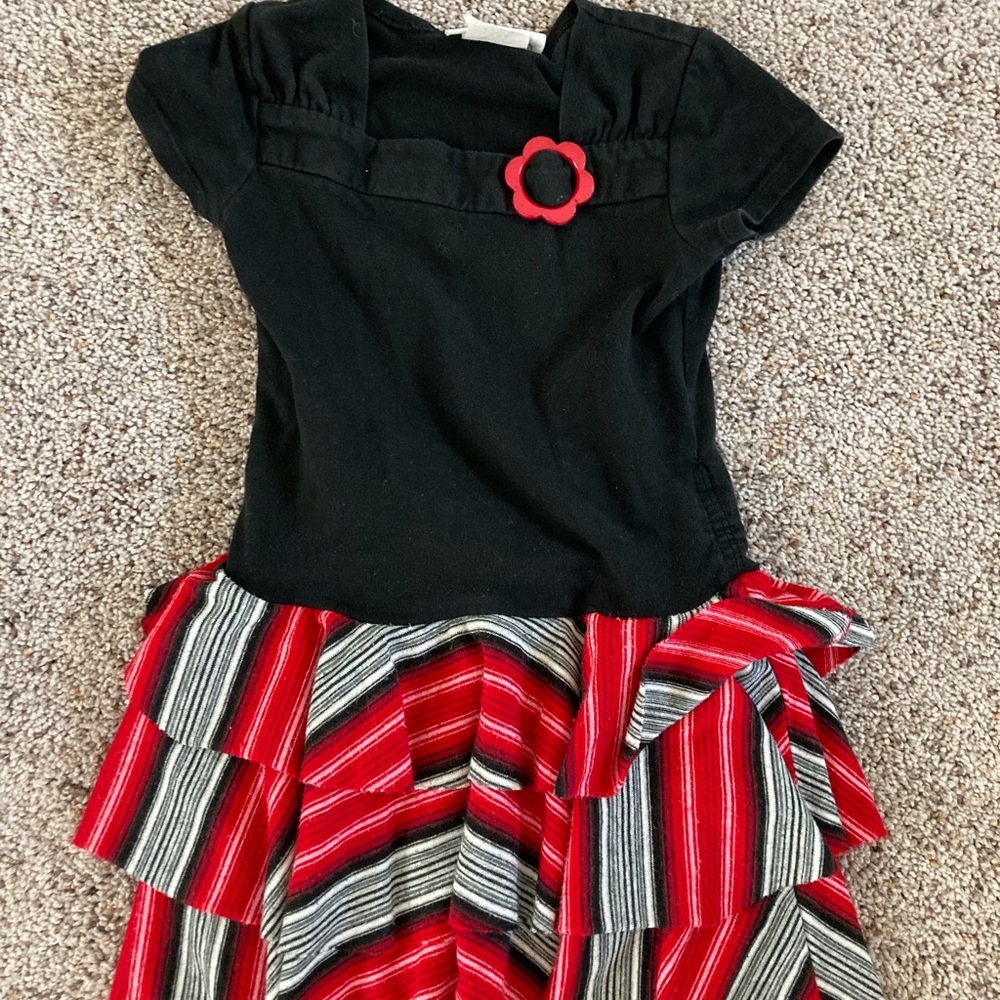 Girl’s dress